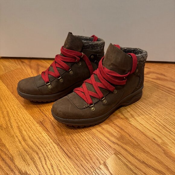 Merrell boots - Picture 1 of 5